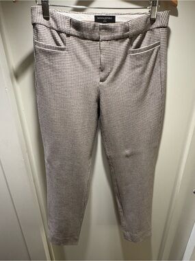 Banana Republic Women's Straight Leg Micro Houndstooth Pants in Taupe and White